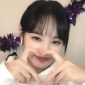 Meet your Posher, Nini